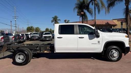 CHEVROLET SILVERADO HD 2024 1GB4WRE7XRF124219 image CHEVROLET SILVERADO HD 2024 1GB4WRE7XRF124219 image